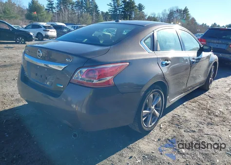 2013 Nissan Altima 2.5 Sv z USA, uszkodzony, nr VIN 1N4AL3AP8DN485382